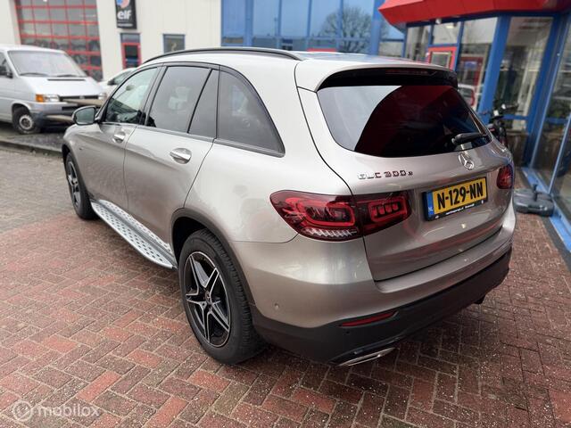 Mercedes-Benz GLC-KLASSE 300e 4MATIC AMG | PANO | MEMORY | MASSAGE | TREKHAAK