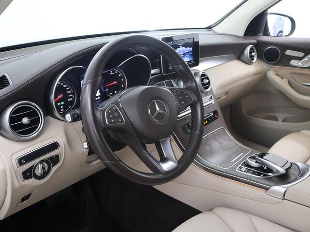 Mercedes-Benz GLC-KLASSE 250 4MATIC Prestige | Luchtvering | Memory | Trekhaak | 360 graden | Sfeerverlichting |
