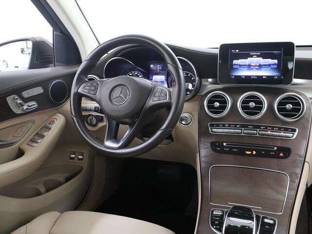 Mercedes-Benz GLC-KLASSE 250 4MATIC Prestige | Luchtvering | Memory | Trekhaak | 360 graden | Sfeerverlichting |