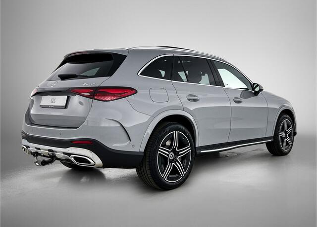 Mercedes-Benz GLC-KLASSE 300e 4MATIC Business Solution AMG | Advanced plus | Parkeerpakket | Trekhaak | Panoramaschuifdak | Treeplanken in aluminiumlook | DISTRONIC | 20 inch vijfspaaks lichtmetalen AMG-velgen | URBAN GUARD Plus |