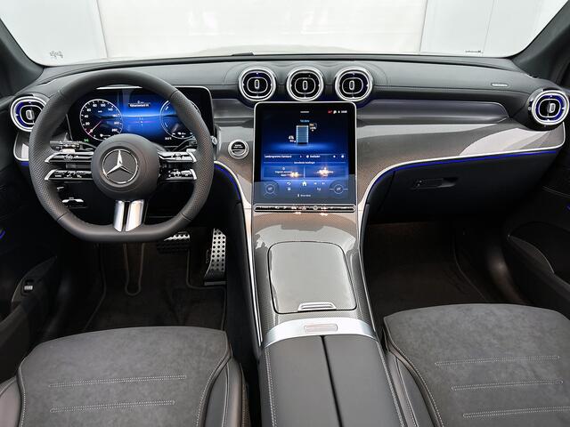 Mercedes-Benz GLC-KLASSE 300e 4MATIC Business Solution AMG | Advanced plus | Nightpakket | Trekhaak | Panoramaschuifdak | Treeplanken in aluminiumlook | 20 inch vijfspaaks lichtmetalen AMG-velgen |