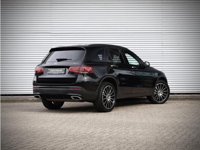 Mercedes-Benz GLC-KLASSE GLC 300 e 4Matic AMG | Panorama | Burmester | Sfeerverlichting |