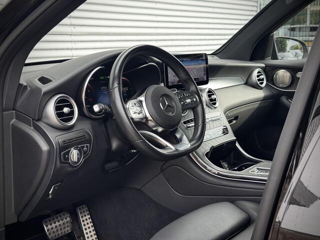 Mercedes-Benz GLC-KLASSE GLC 300 e 4Matic AMG | Panorama | Burmester | Sfeerverlichting |