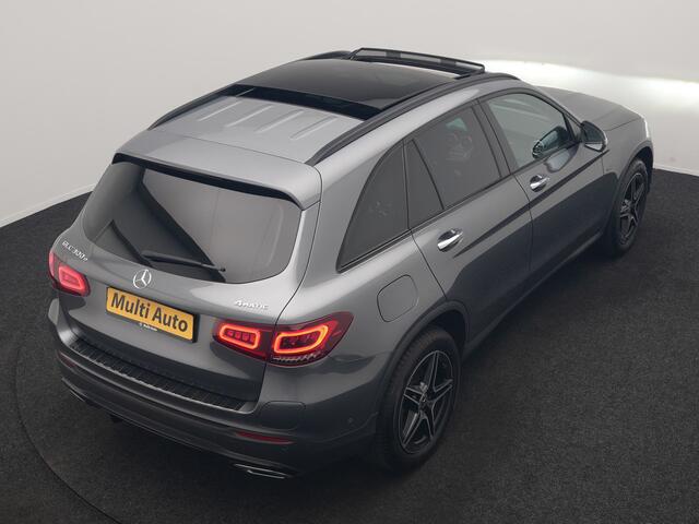 Mercedes-Benz GLC-KLASSE 300e 4MATIC Business Solution AMG PHEV 313pk Dealer O.H. | Trekhaak Af Fabriek | Panodak | Multi Beam LED | Alcantara Sportstoelen Verwarmd | Blis | Camera | Keyless | Sfeerverlichting | Apple Carplay | Navigatie | DAB | Cruise Control | Plug In Hybrid |