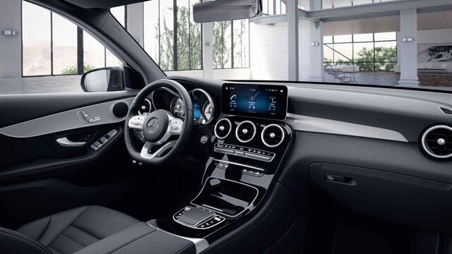 Mercedes-Benz GLC-KLASSE 300e 4MATIC Business Solution AMG | Memory | Extra getint glas | 360 graden camera | Stoelverwarming |