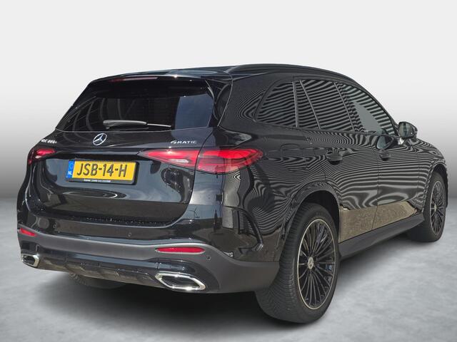 Mercedes-Benz GLC-KLASSE 300e 4MATIC Sport Edition | 360° Camera | Night Pakket | Panoramadak | Dodehoekassistent | Elektrisch Verstelbare Stoelen + Memory | Stoelverwarming | Sfeerverlichting | Apple CarPlay | Android Auto | Elektrische Achterklep | Elektrisch Inklapbare Buitenspiegels | Parkeersensoren