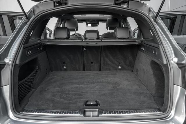 Mercedes-Benz GLC-KLASSE 250 4MATIC Premium Plus AMG Pano Airmatic Trekhaak 1e Eig