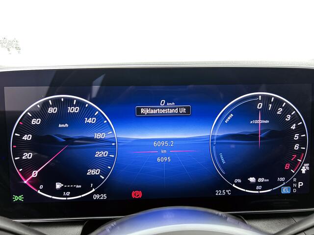 Mercedes-Benz GLC-KLASSE 300 e 4MATIC Plug-In Hybride Panorama Schuif Kanteldak | Trekhaak | Memory voorstoelen | Parkeerpakket met achteruitcamera. Inclusief 24 maanden Mercedes-Benz Certified garantie voor Europa.