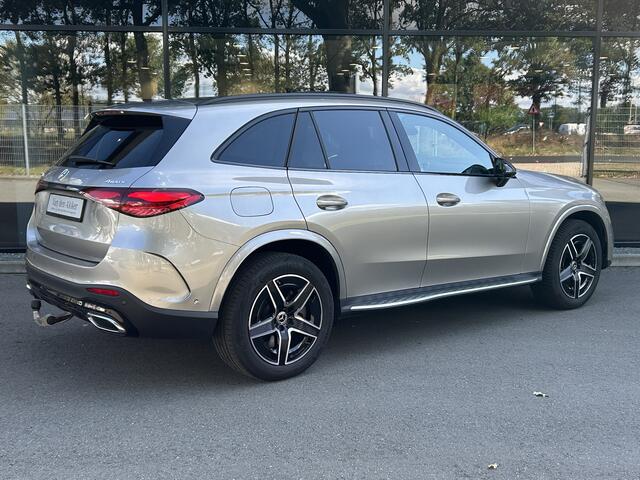 Mercedes-Benz GLC-KLASSE 300e AMG // Panoramadak // Trekhaak // Achterbank Verwarming // 360 Camera // Memory // Carplay // Night Pakket