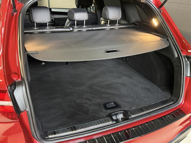 Mercedes-Benz GLC-KLASSE 250 4MATIC AMG Line Premium | Panoramadak | Stoelverwarming | Camera