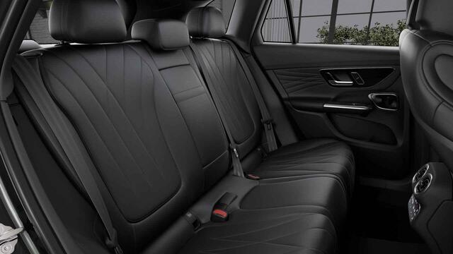 Mercedes-Benz GLC-KLASSE 300e 4MATIC AMG Line | Burmester | Luchtvering | Panoramadak | 360 graden camera | Matrix Led koplampen | Nappaleder |
