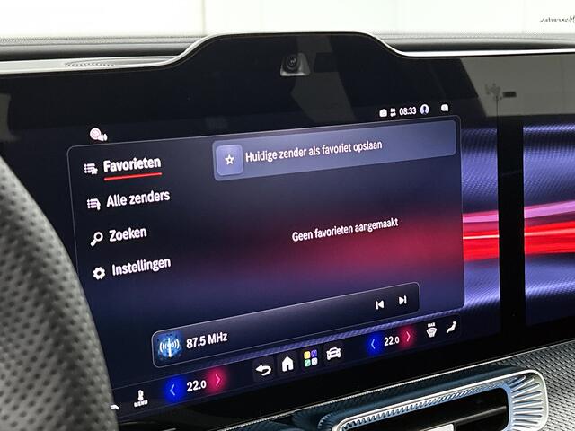 Mercedes-Benz GLC-KLASSE 250 Business Solution AMG 85 kWh | Advanced Plus pakket | Nightpakket | Parkeerpakket | Sportstoelen pakket | Panoramisch dak | MB Charge Home | URBAN GUARD | 20" vijfspaaks lichtmetalen AMG-velgen |