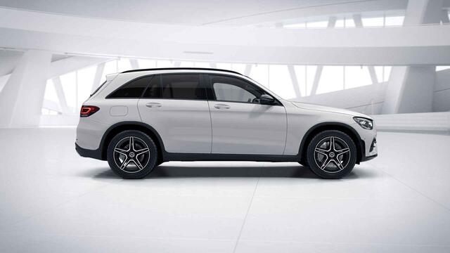 Mercedes-Benz GLC-KLASSE 200 4MATIC Business Solution AMG | Panoramadak | Trekhaak | Grootlicht assistent | Leder | Sfeerverlichting | Night | 360 graden camera |