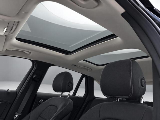 Mercedes-Benz GLC-KLASSE 300e 4MATIC Advantage | Panoramadak | Apple Carplay | LED Verichting