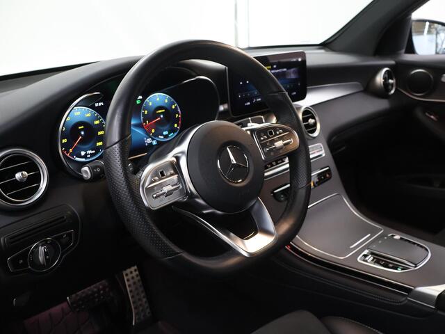 Mercedes-Benz GLC-KLASSE 200 4MATIC Premium | Night | Stoelverwarming | Widescreen | Getint glas |