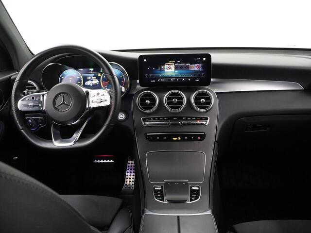 Mercedes-Benz GLC-KLASSE 200 4MATIC Premium | Night | Stoelverwarming | Widescreen | Getint glas |