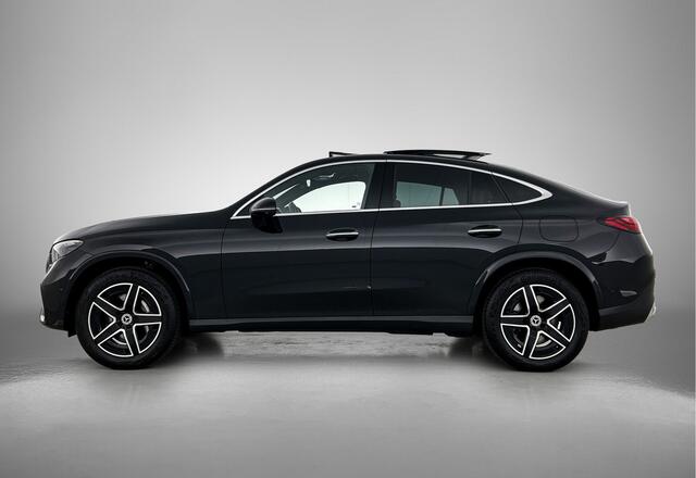 Mercedes-Benz GLC-KLASSE 300 e 4MATIC AMG Plug-In Hybride Trekhaak | Panoramadak| Luchtvering | Burmester | Premium Plus | Stoelventilatie/verwarming | Rijassistentiepakket Plus Inclusief 24 maanden Mercedes-Benz Certified garantie voor Europa.
