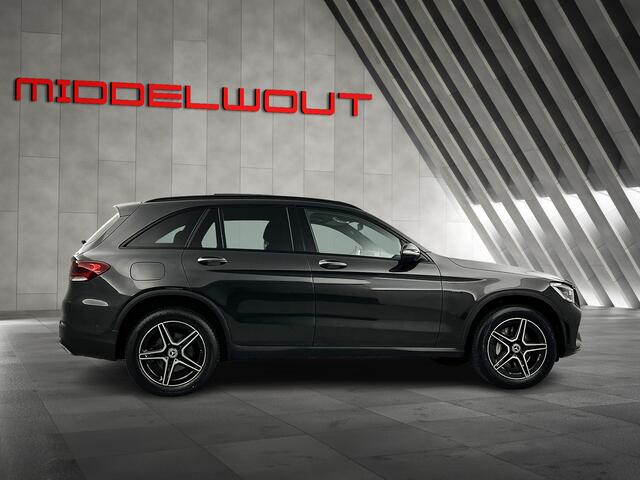 Mercedes-Benz GLC-KLASSE 300e 4MATIC AMG/Panodak/ACC/Burmester/carplay