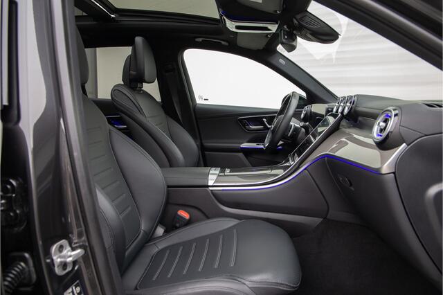 Mercedes-Benz GLC-KLASSE 300e 4MATIC AMG Premium, Pano, Leder, Distronic, Nightpack 2024