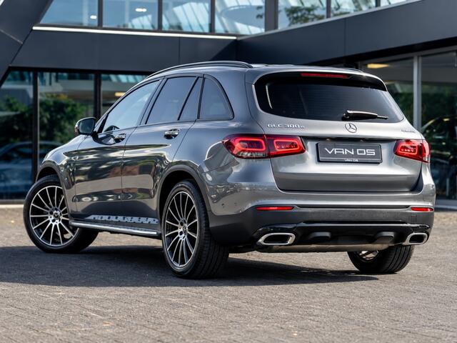 Mercedes-Benz GLC-KLASSE GLC 300e 4MATIC | Luchtvering | Trekhaak | Memory | Burmester | Pano | Massage