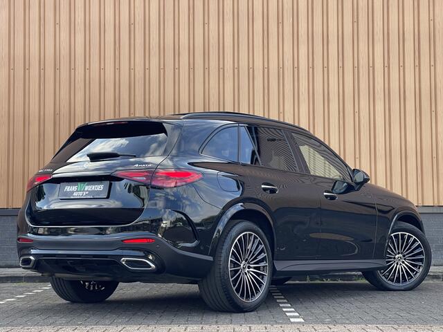 Mercedes-Benz GLC-KLASSE 220d 4MATIC AMG Line | 360 Camera | Panoramadak | Sfeerverlichting | Digital Light | Zwenkhaak | Burmester | Apple Carplay | Keyless |