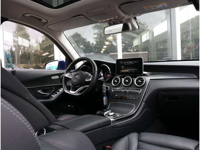 Mercedes-Benz GLC-KLASSE 300 4MATIC Panoramadak | Trekhaak | Camera