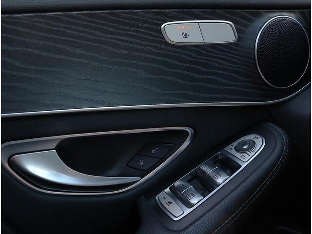 Mercedes-Benz GLC-KLASSE 300 4MATIC Panoramadak | Trekhaak | Camera