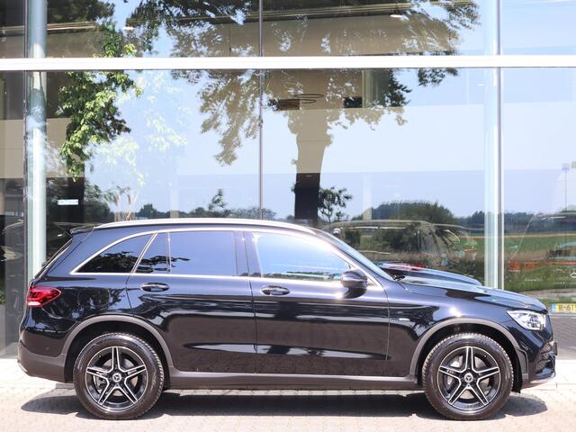 Mercedes-Benz GLC-KLASSE 300e 4MATIC Business Solution AMG l Keyless l Achteruitrij camera l Stoelverwarming
