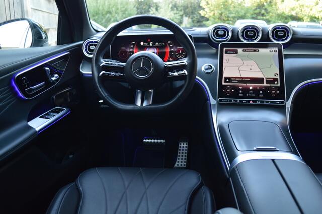 Mercedes-Benz GLC-KLASSE 300e 4MATIC AMG Led Leder Panorama Memory Luchtvering Burmester Head-Up Trekhaak Pdc