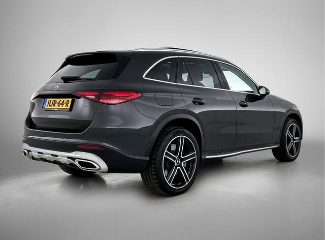 Mercedes-Benz GLC-KLASSE 300e 4MATIC Luxury line | Panorama schuifdak | Trekhaak | Electrische voorstelen | Dodehoek assistent | Alarm klasse SCM3 Inclusief 24 maanden Mercedes-Benz Certified garantie voor Europa.