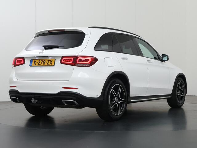 Mercedes-Benz GLC-KLASSE 200 4MATIC Business Solution AMG | Panoramadak | Trekhaak | Grootlicht assistent | Leder | Sfeerverlichting | Night | 360 graden camera |