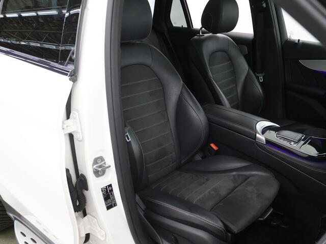 Mercedes-Benz GLC-KLASSE 200 4MATIC Business Solution AMG | Panoramadak | Trekhaak | Grootlicht assistent | Leder | Sfeerverlichting | Night | 360 graden camera |