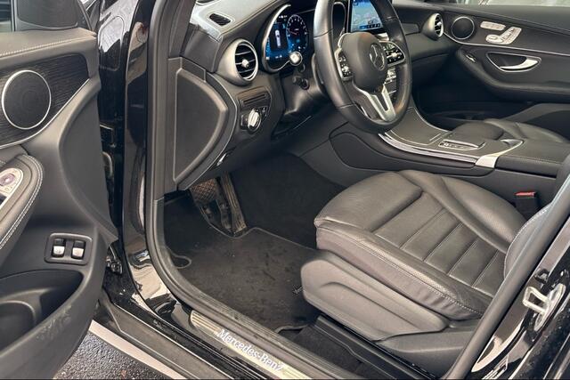 Mercedes-Benz GLC-KLASSE 300e 4M AMG Pano Luchtv Distr HUD 360 Stoel-ventilatie Memory Night
