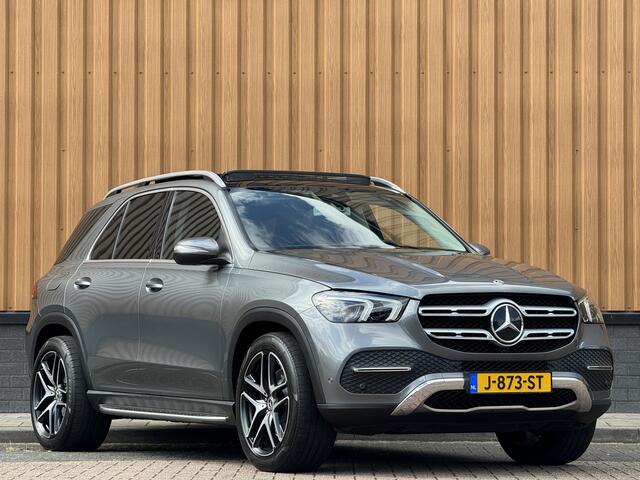 Mercedes-Benz GLE-KLASSE 450 4MATIC Premium Plus | Panoramadak | Apple Carplay | Android Auto | Lane Assist | Elektrische Geheugen Stoelen | Sfeerverlichting | Dodehoeksensor | 21" Lichtmetaal |