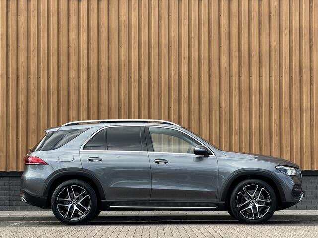 Mercedes-Benz GLE-KLASSE 450 4MATIC Premium Plus | Panoramadak | Apple Carplay | Android Auto | Lane Assist | Elektrische Geheugen Stoelen | Sfeerverlichting | Dodehoeksensor | 21" Lichtmetaal |