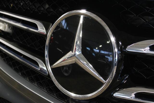Mercedes-Benz GLE-KLASSE 350D 4MATIC AMG Line | Schuif/kantel dak | Treekhaak | Inclusief achterbank | Stoelverwarming/verkoeling | Cruise control | Climate control | Navigatie | Bluetooth | 360° camera | Head-up display |