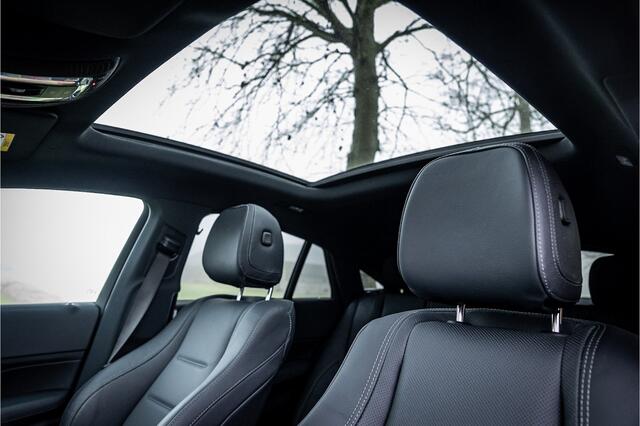 Mercedes-Benz GLE-KLASSE Coupé 400 e 4MATIC AMG Line Premium Massage Stoelventilatie HUD Burmester