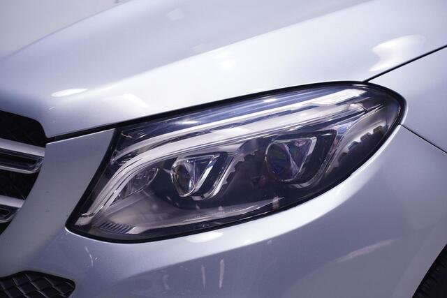 Mercedes-Benz GLE-KLASSE 350d 4 Matic Grijs Kenteken 2-Zits Navi, Camera Trekhaak Wegklapbaar 3.500 kg, Leder Zwart, LED Koplampen