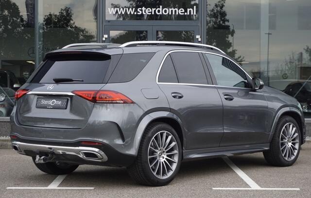 Mercedes-Benz GLE-KLASSE 400 d 4MATIC Premium V6 l 331 PK l Airmatic Luchtvering l Panormadak l MBUX l Burmerster l Wegklapbare Trekahaak l Nappa Leder l l Multispaaks velgen l Softclose l Stoelverwarming l Hout inleg l Widescreen l MBUX l