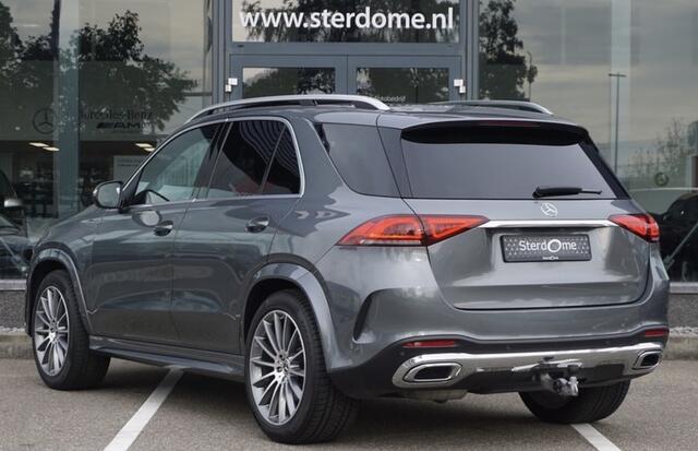 Mercedes-Benz GLE-KLASSE 400 d 4MATIC Premium V6 l 331 PK l Airmatic Luchtvering l Panormadak l MBUX l Burmerster l Wegklapbare Trekahaak l Nappa Leder l l Multispaaks velgen l Softclose l Stoelverwarming l Hout inleg l Widescreen l MBUX l