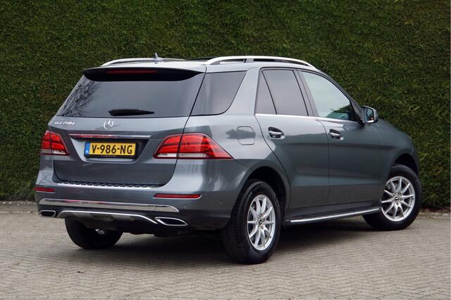 Mercedes-Benz GLE-KLASSE 250 d Grijs Kenteken | Panorama Trekhaak Massage Sound