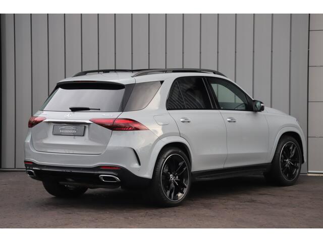 Mercedes-Benz GLE-KLASSE 400e AMG 4-Matic | 381PK | Luchtvering | Head-up | Keyles-go | Sfeerverlichting | Multibeam | Burmester | Pano | Distronic | Memory | 2024.