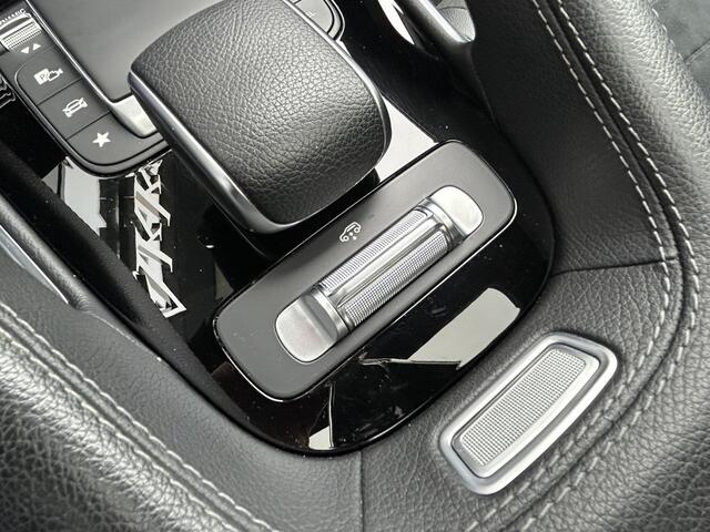 Mercedes-Benz GLE-KLASSE 350e AMG // Luchtvering // Soft Close // Alcantara Hemel // Trekhaak 3.500kg // Panoramadak // Head-Up // Burmester // Memory