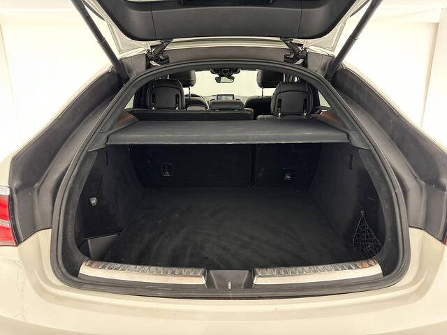 Mercedes-Benz GLE-KLASSE Coupé 450 AMG 4MATIC Aut. *PANO | DISTRONIC | FULL-LEATHER | FULL-LED | HARMAN/KARDON | MEMORY-PACK | TOP-VIEW | BLIS | COMFORT-SEATS | KEYLESS | AIR-SUSPENSION | DAB+ | NAVI-FULLMAP | 22''ALU | TOWBAR | ECC | PD