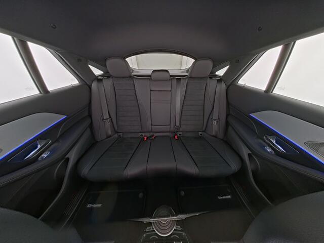 Mercedes-Benz GLE-KLASSE Coupé 400 e 4MATIC AMG Plug-In Hybride AMG line | Night Pakket | Head-up-Display | Trekhaak | Alarm | Rijassistentiepakket. Inclusief 24 maanden Mercedes-Benz Certified garantie voor Europa.