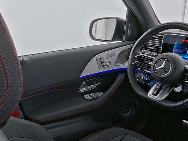 Mercedes-Benz GLE-KLASSE AMG 53 Hybrid 4MATIC+ AMG | Night Pakket | 22 Inch AMG Velgen | Distronic | Trekhaak | Panorama Schuif-Kanteldak. Inclusief 24 maanden MB Certified garantie voor Europa.