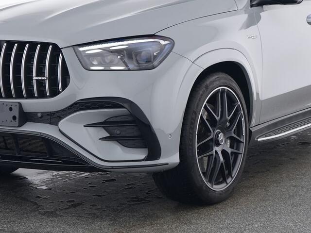 Mercedes-Benz GLE-KLASSE AMG 53 Hybrid 4MATIC+ AMG | Night Pakket | 22 Inch AMG Velgen | Distronic | Trekhaak | Panorama Schuif-Kanteldak. Inclusief 24 maanden MB Certified garantie voor Europa.