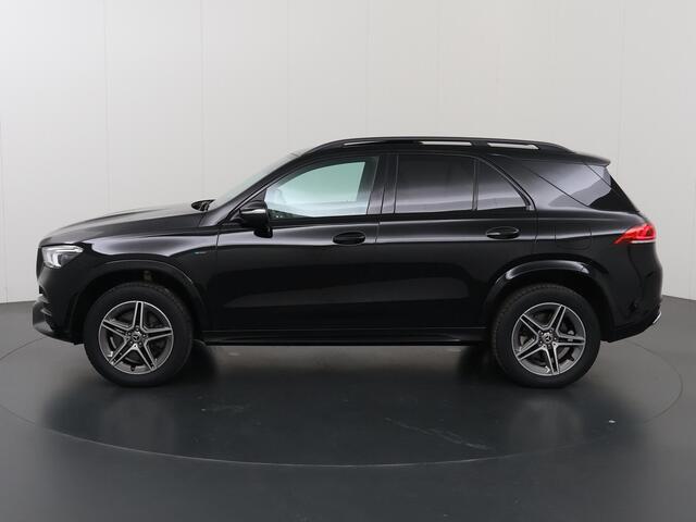 Mercedes-Benz GLE-KLASSE 350 e 4MATIC Premium Plus | AMG | Night | Panoramadak | Trekhaak | Multibeam | Luchtvering |