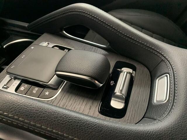 Mercedes-Benz GLE-KLASSE GLE 350 d 4MATIC 6 Cylinder 272PK AMG Luchtvering Pano Busmester ACC Stoel ventilatie 360°- Camera Trekhaak Softclose Grijs Kenteken