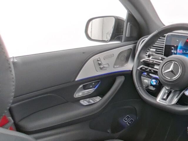 Mercedes-Benz GLE-KLASSE Coupé Mercedes-AMG 53 Hybrid 4MATIC+ Premium Plus Trekhaak | Panorama Schuif-Kanteldak | AMG Night Pakket | Distronic | Parkeerpakket met 360°-camera | Lederen Bekleding. Inclusief 24 maanden MB Certified garantie voor Europa.